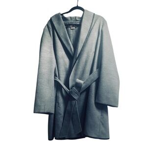 In Every Story 2X Gray Transitions Wrap Coat with Self Tie Belt Black Trim🆕